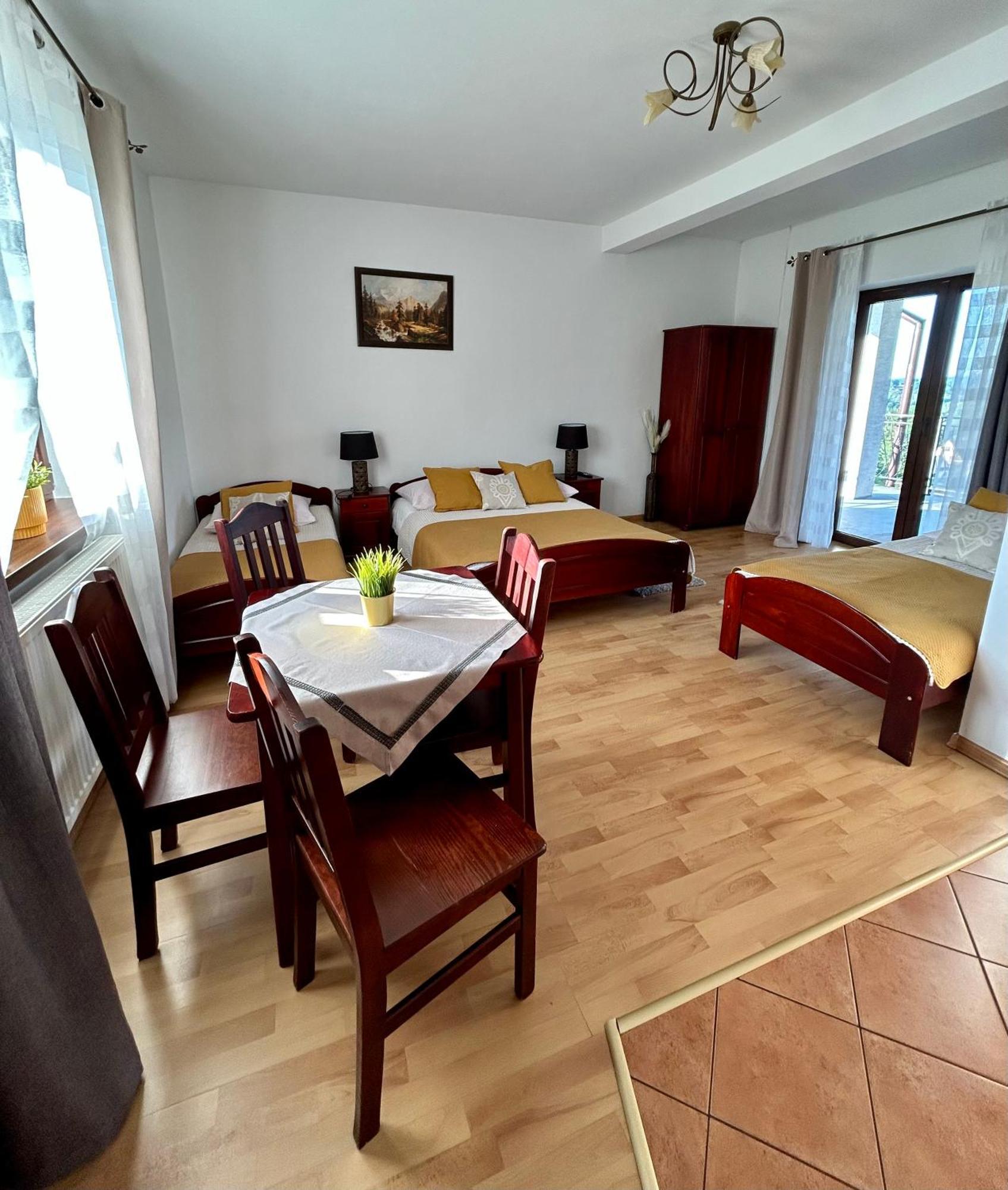 Pokoje Goscinne U Wioli Zakopane Esterno foto